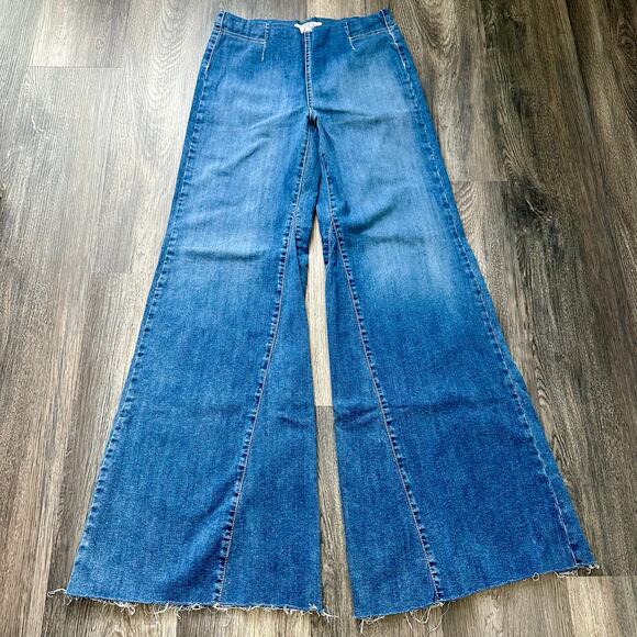 We The Free High Rise Flare Jeans Raw Hem Blue Denim Size 29 - Picture 5 of 8